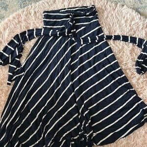 Elan swim cover up. Wear as a skirt or a dress